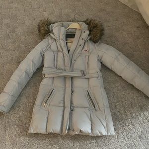 Hollister Gray Puffer Coat with Fur Trim